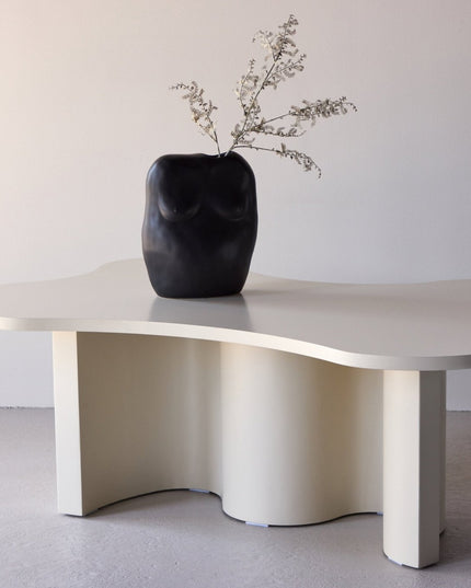 Flow sohvapöytä 120x80x45 cm - MDF ja beige PU-lakkamaalaus - KalusteDuo_Huonekaluliike_Pöytä