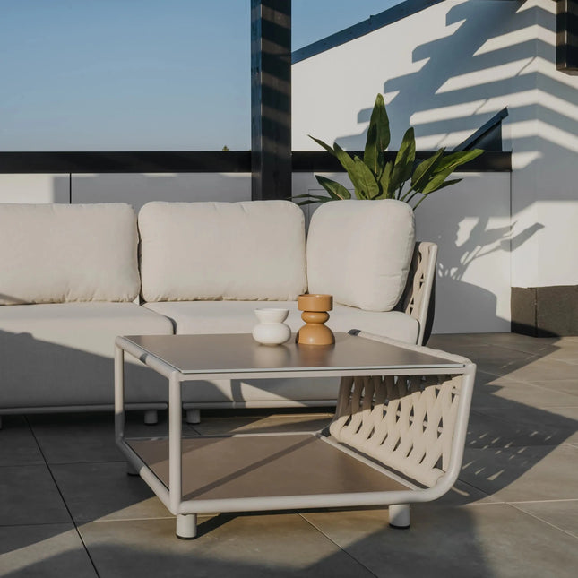Hug 3‑istuttava sohva – Couture Jardin | Modulaarinen premium‑ulkosohva - KalusteDuo_Huonekaluliike_3 istuttava sohva